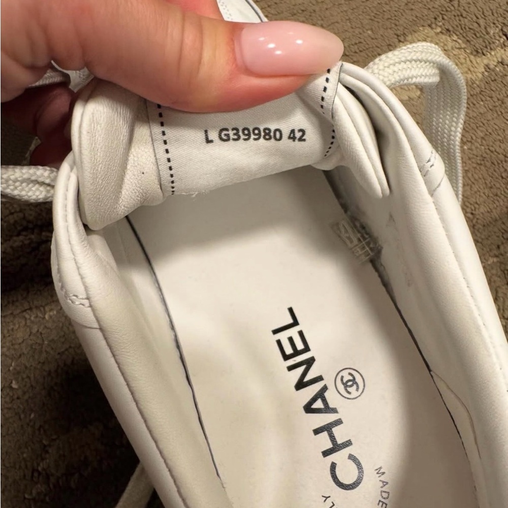 CHANEL White Sneakers - Picture 3 of 3